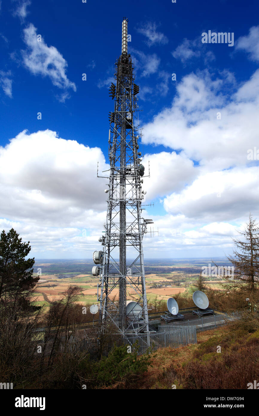 Communication mast at the transmitting station on the summit of Wrekin Hill ancient hill fort, Shropshire plains, Shropshire Stock Photo