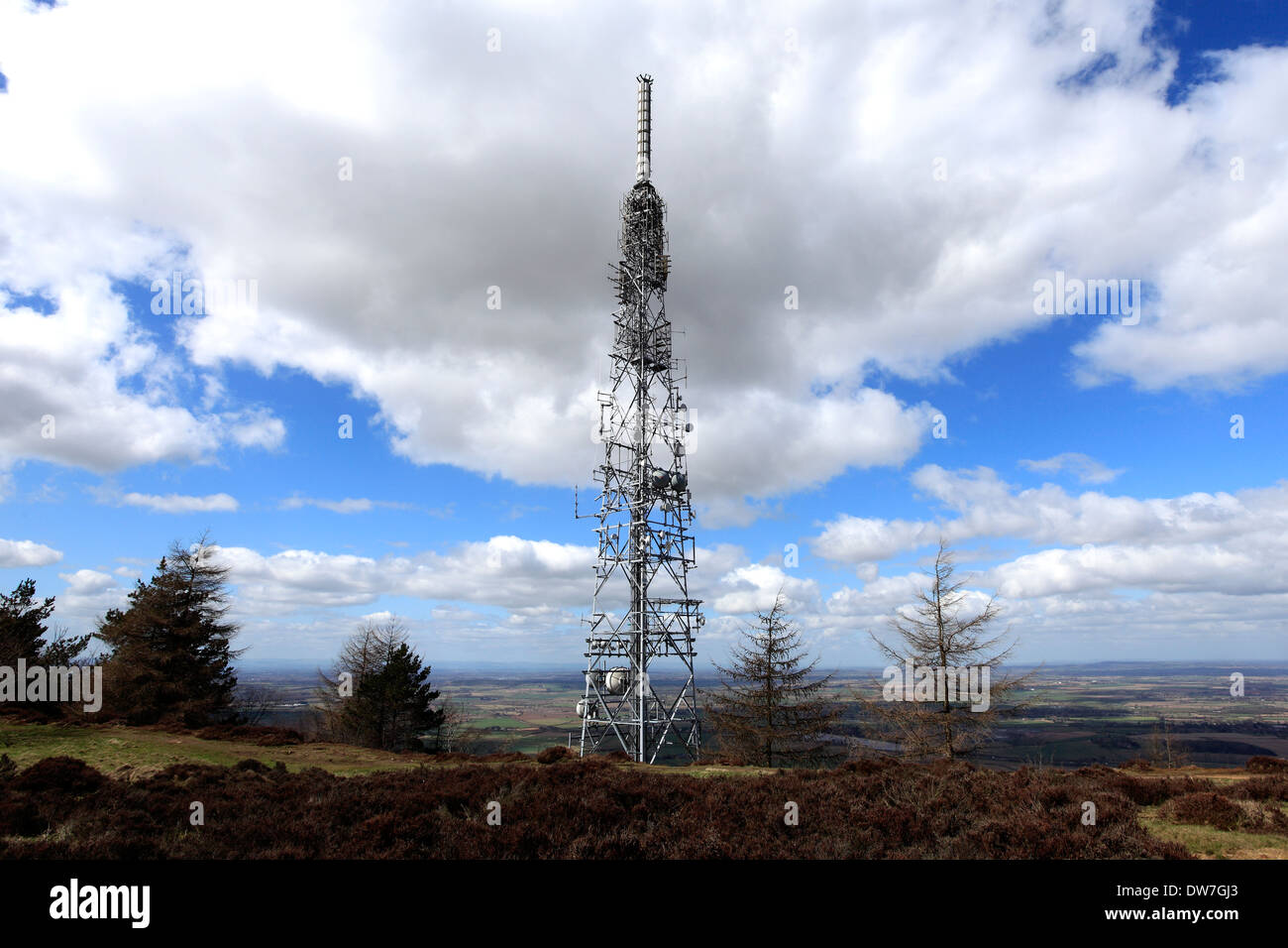 Communication mast at the transmitting station on the summit of Wrekin Hill ancient hill fort, Shropshire plains, Shropshire Stock Photo