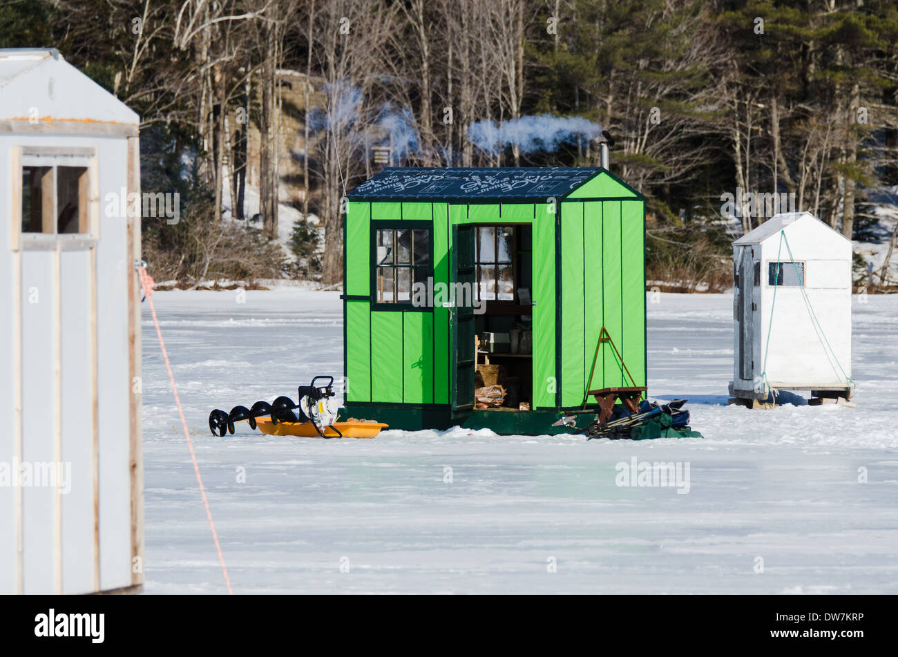 Ice fishing shacks hi-res stock photography and images - Alamy