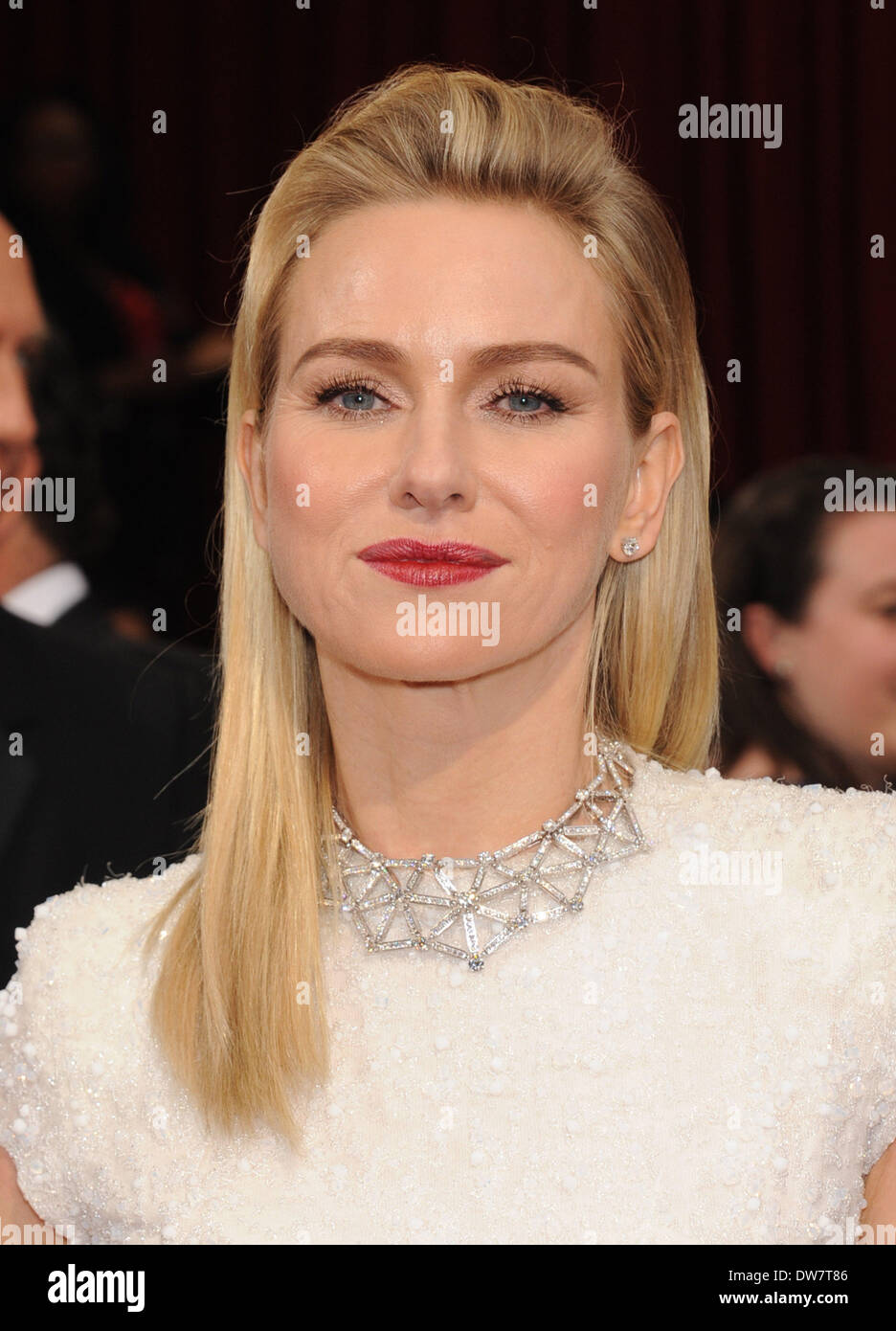 Hollywood, California, USA. 2nd Mar, 2014. NAOMI WATTS arrives wearing