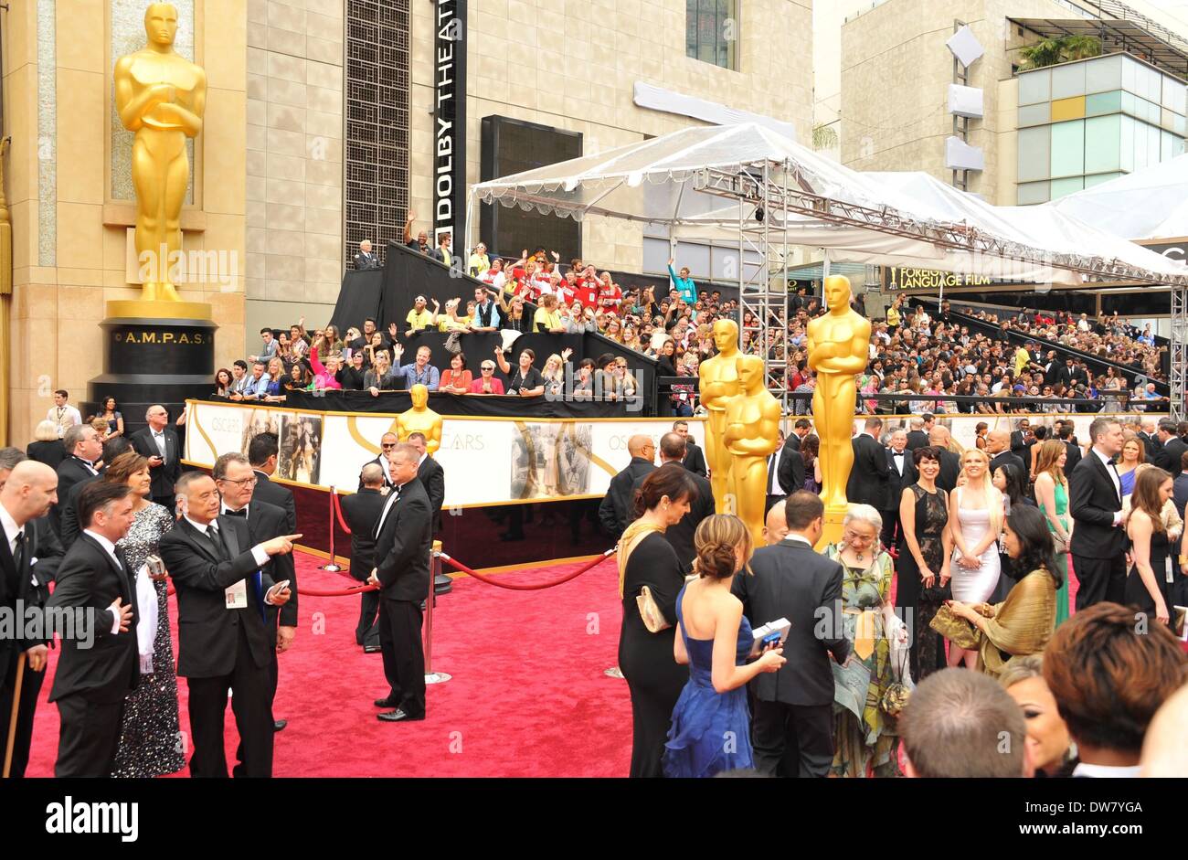 Academy Award Contenders Los Angeles Navigating the Prestige Wave: A Local Resource Guide