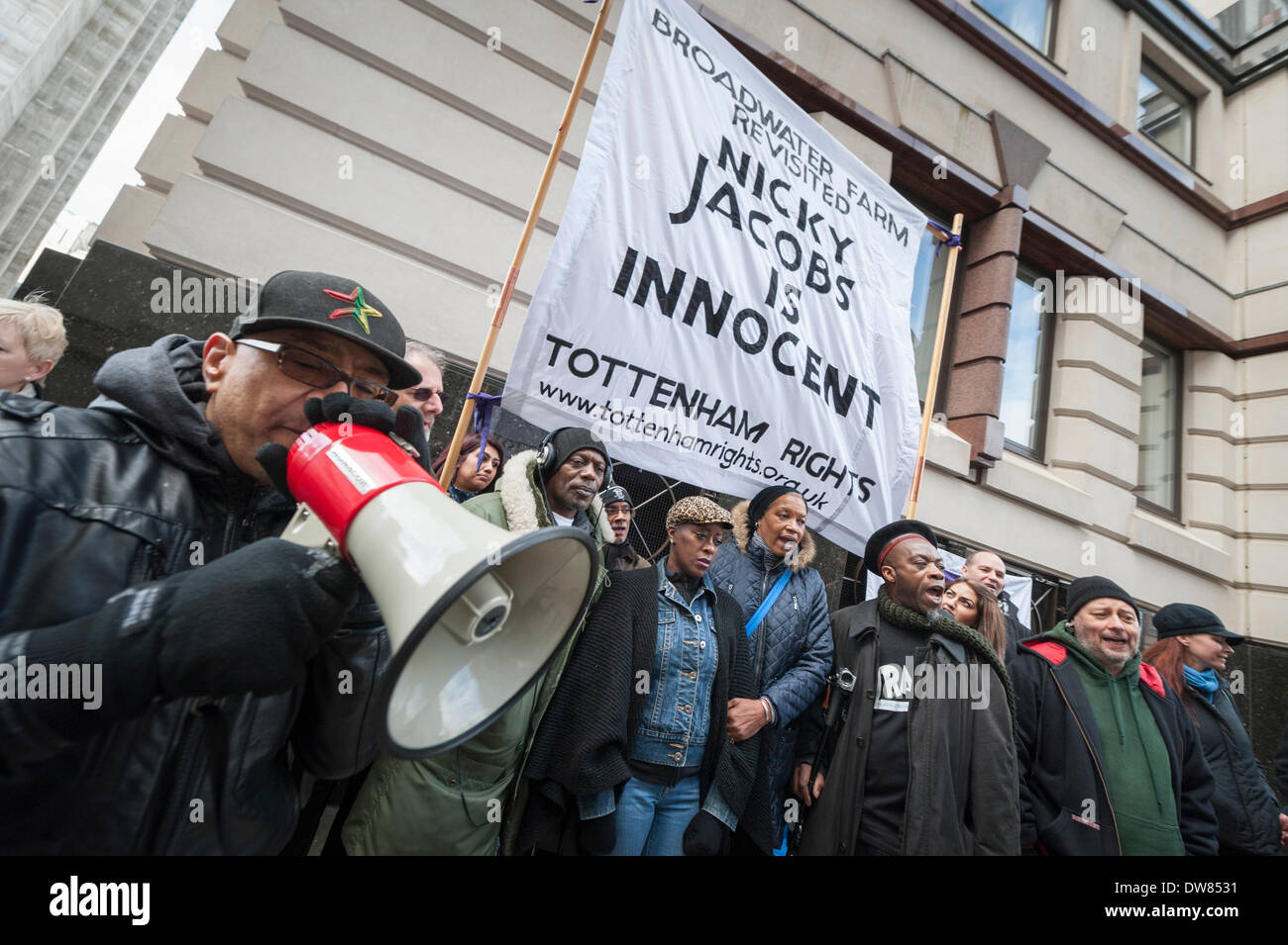 Old Bailey, London, UK. 3rd March, 2014.  A protest was held outside the Old Bailey to coincide with the trial of 40 year old Nicky Jacobs, who is accused of killing PC Keith Blakelock during the Broadwater Farm Riots in 1985. Credit:  Lee Thomas/Alamy Live News Stock Photo