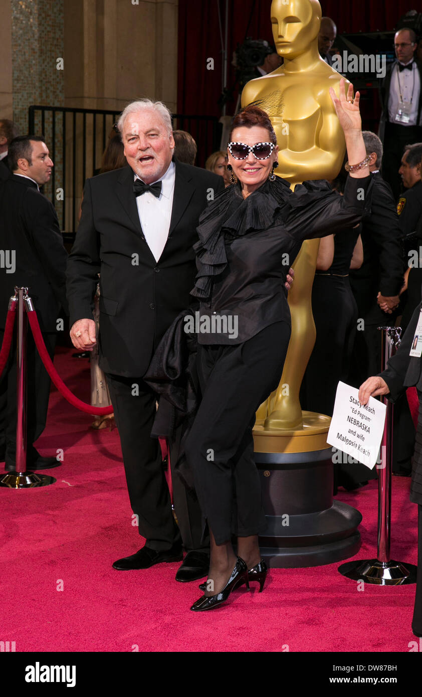 STACY KEACH MALGOSIA TOMASSI 86TH ANNUAL ACADEMY AWARDS RED CARPET LOS ANGELES  USA 02 March 2014 Stock Photo