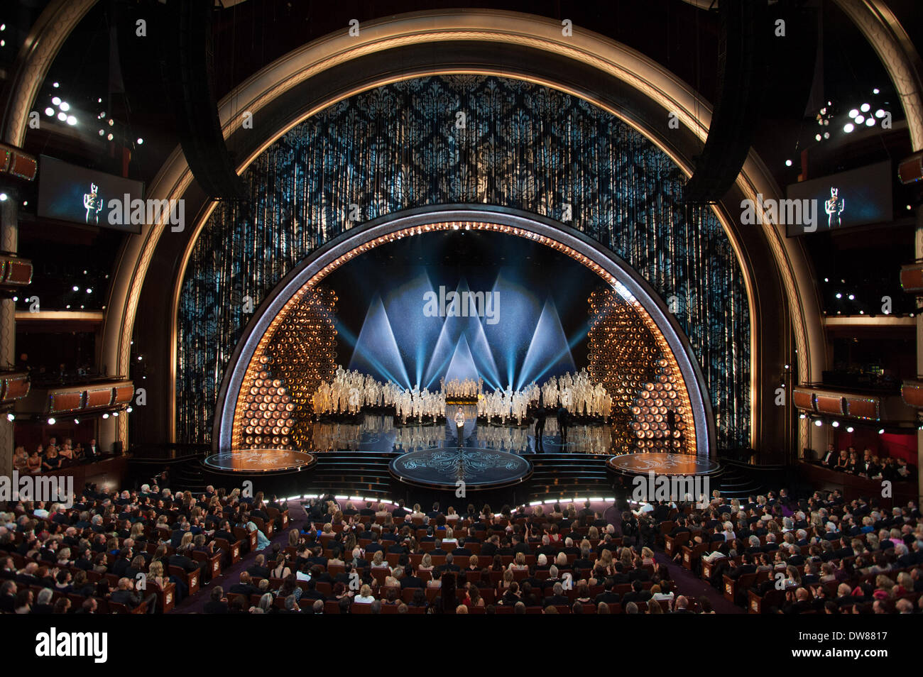 Los Angeles, USA. 2nd Mar, 2014. Anne Hathaway attends the 86th Oscars Oscars Awarding Ceremony at the Dolby Theatre Hollywood, California, the United States, March 2, 2014. © Pool/Aaron Poole/Xinhua/Alamy Live News Stock Photo