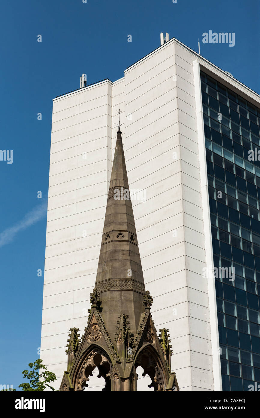 The Exchange Building, Copthall Tower, Queen Victoria Monument