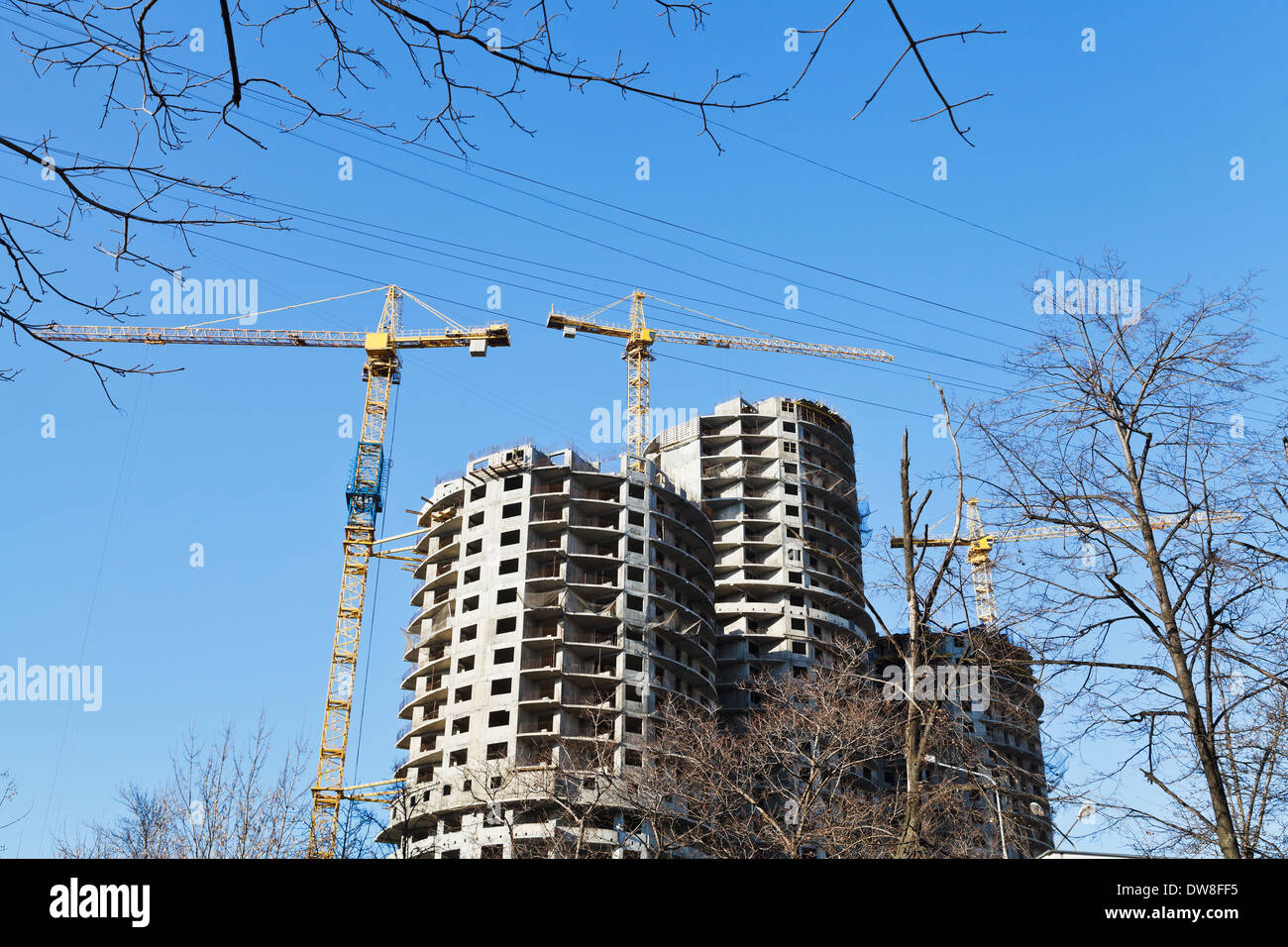 Picture of construction of multi-storey apartment building Stock Photo - Alamy