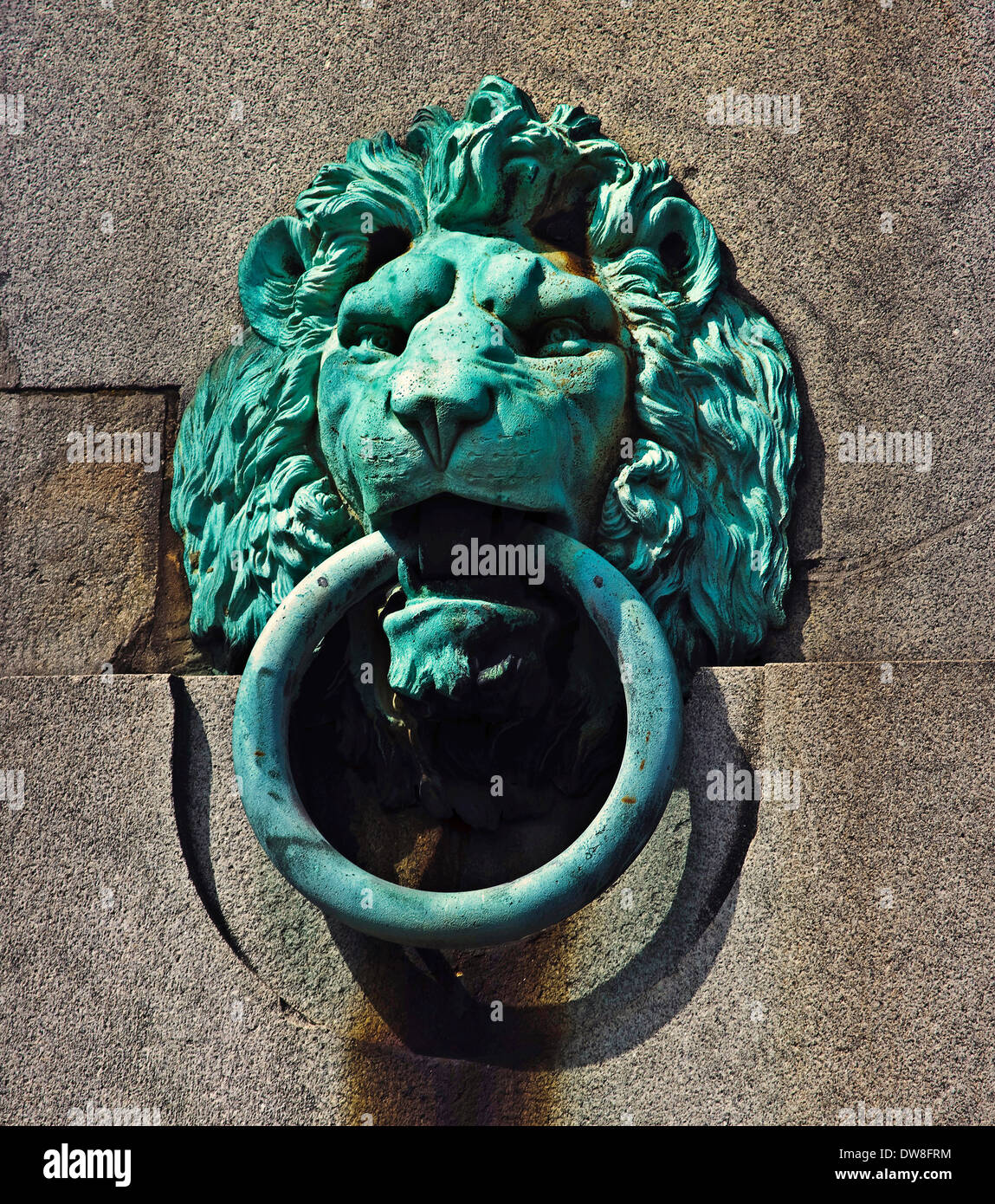 Thames river boat ring fashioned as a lions head with ring in mouth