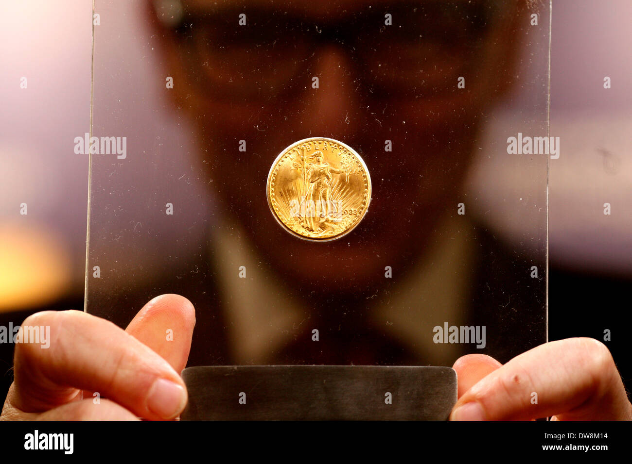 press-preview-of-world-s-most-expensive-coin-in-2002-a-1933-double