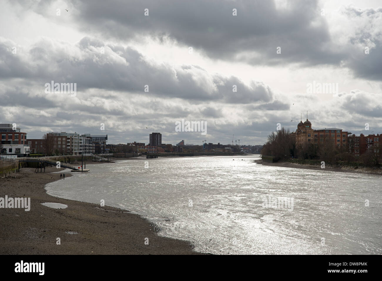View from Hammersmith Bridge of Oxford/Cambridge Boat Race route Stock Photo
