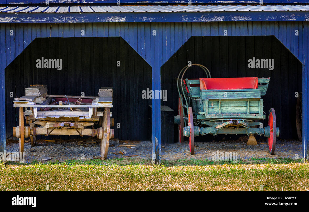 Horse drawn farm equipment hires stock photography and images Alamy