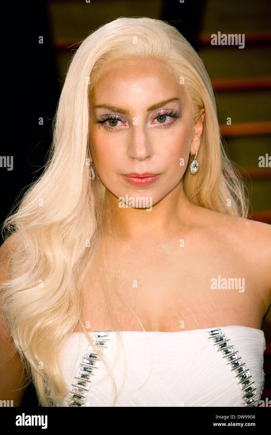 Lady gaga hi-res stock photography and images - Alamy