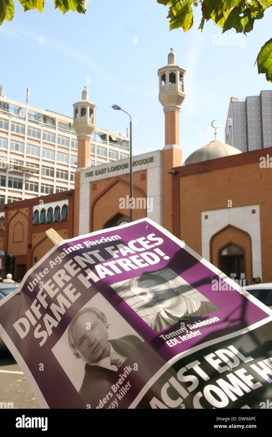 A United Against Fascism placard in front of the East London Mosque in London Stock Photo