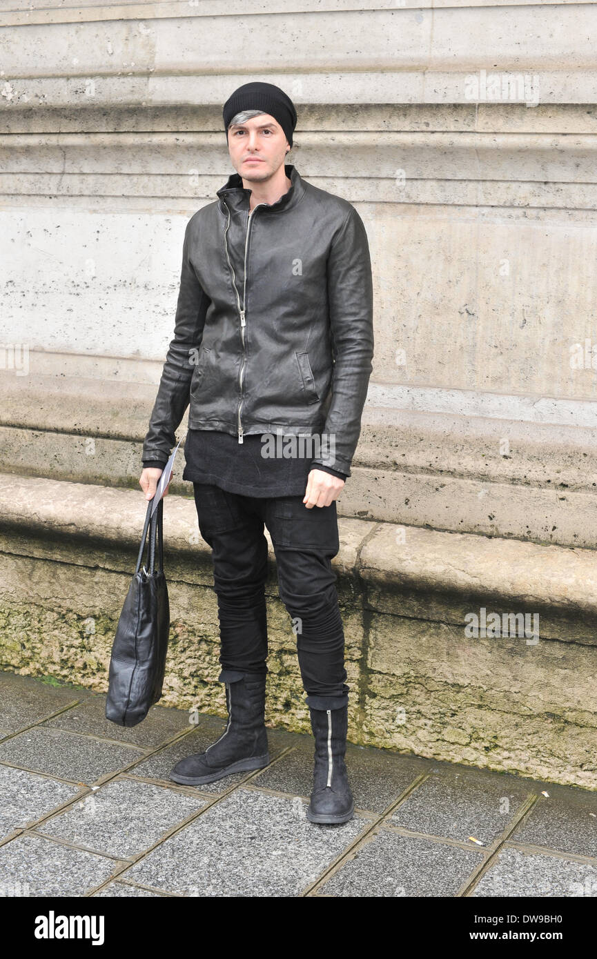 Guido Werth arriving at the Chalayan runway show during Paris Fashion ...