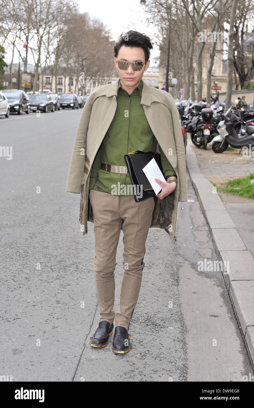 Black dior sunglasses hi res stock photography and images Page 3 Alamy