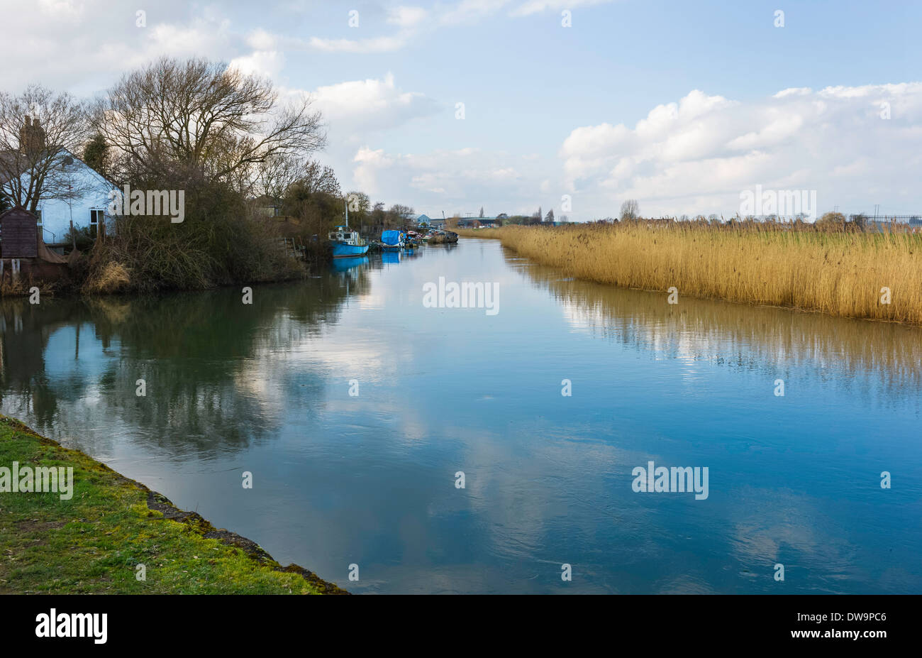 The river Hull and the confluence with the beck (canal) at Beverley on a fine winter's day, Yorkshire, UK. Stock Photo
