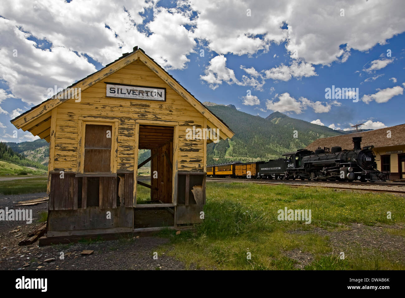 Abandoned ticket house and train, Durango & Silverton Narrow Gauge Railroad Depot, Silverton, Colorado USA Stock Photo