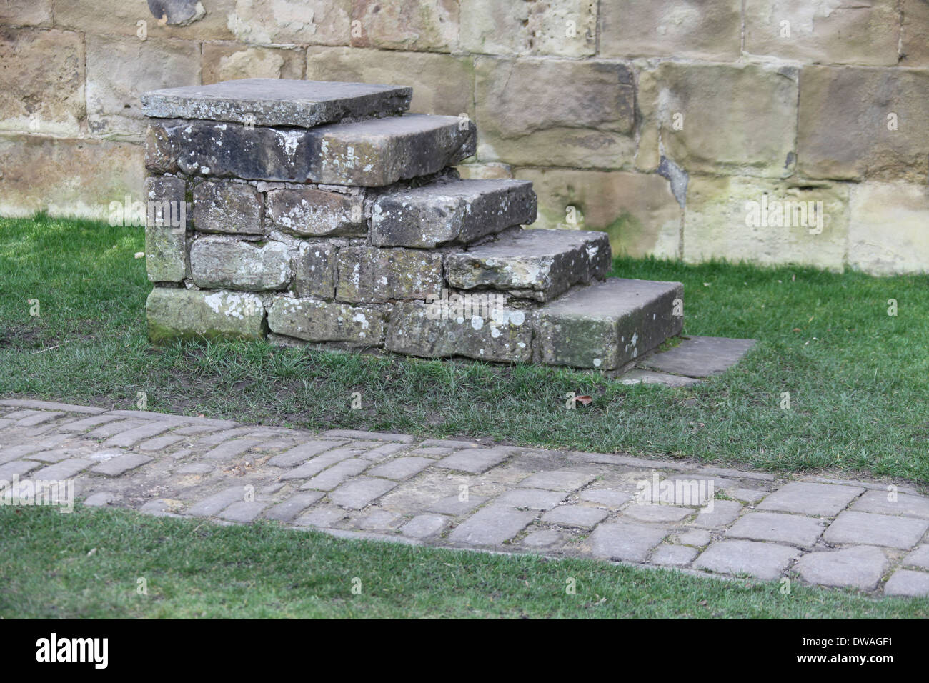Stone Horse Mounting Block Stock Photo 67229989 Alamy