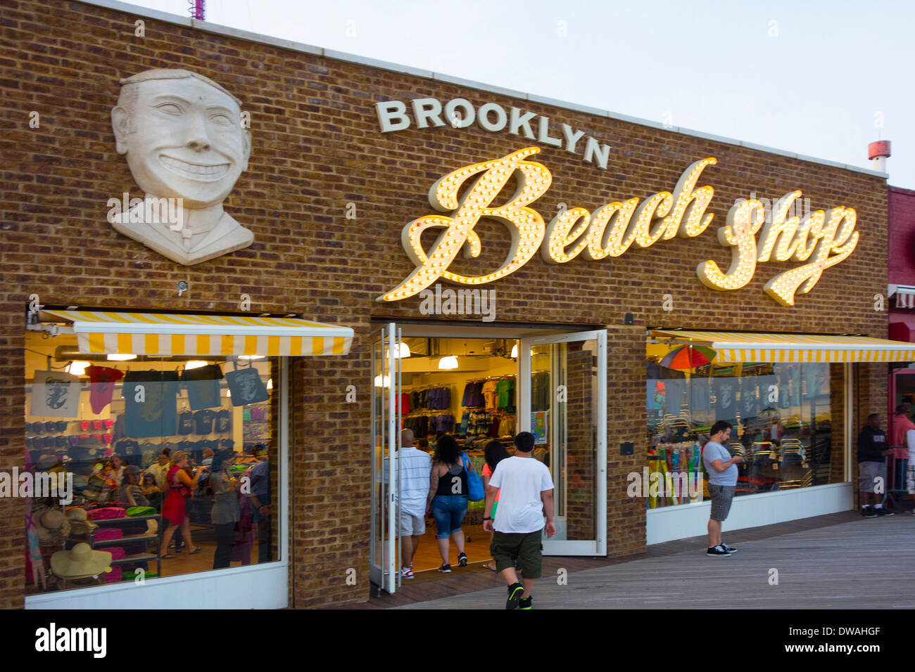 Brooklyn beach shop store in Coney Island Stock Photo Alamy