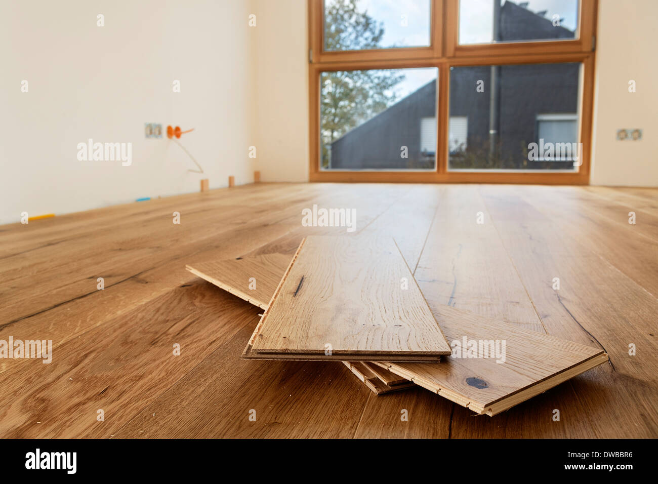 Room with finished oak parquet flooring Stock Photo - Alamy