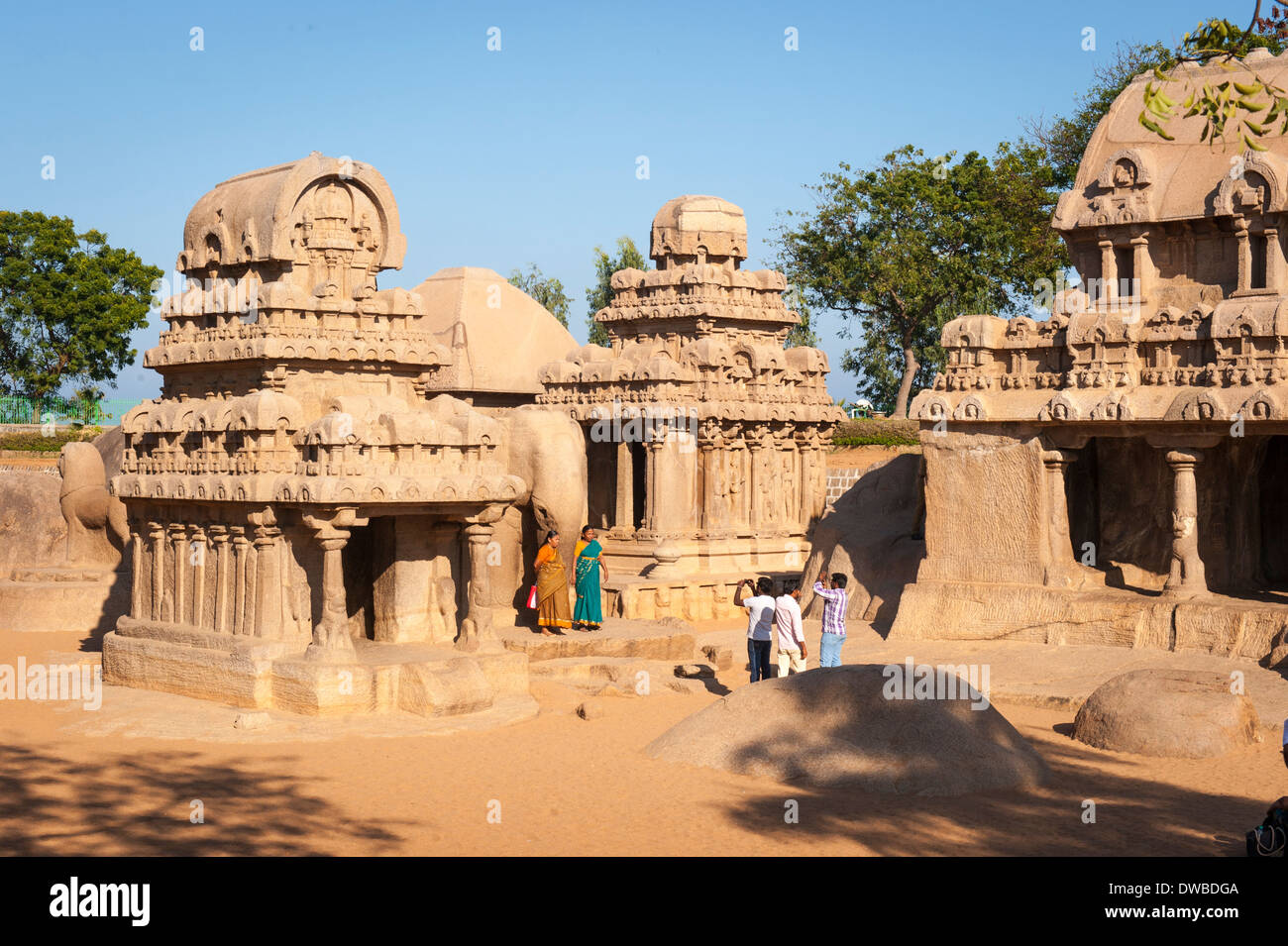 India Tamil Nadu Mamallapuram Mahabalipuram mandapas Kanchipuram south southern Panch five Rathas 7th century Draupadi Arjuna Stock Photo