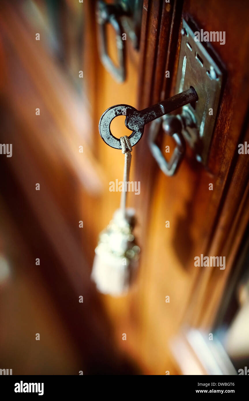 Antique wardrobe hires stock photography and images Alamy