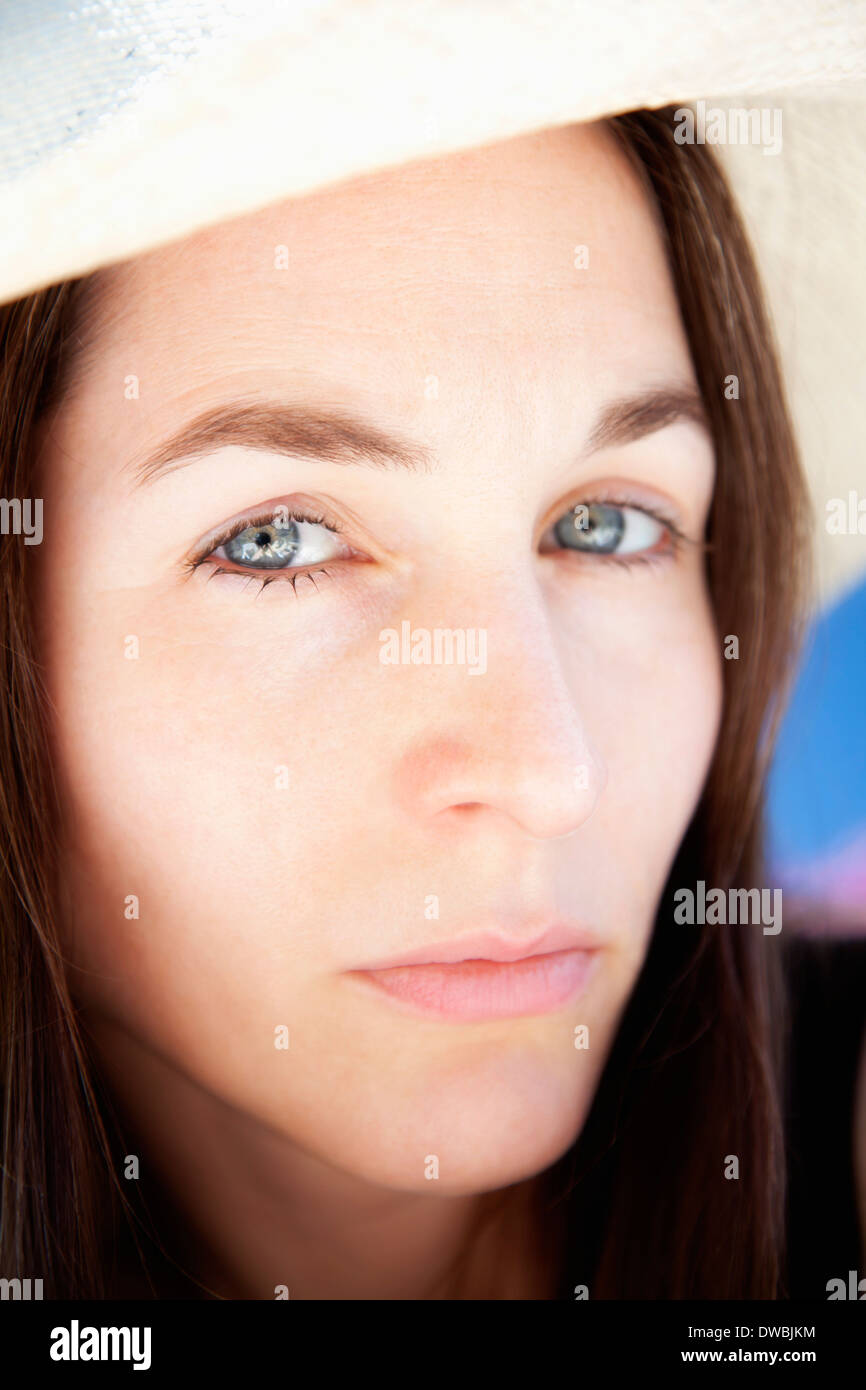 Portrait of sad woman Stock Photo - Alamy