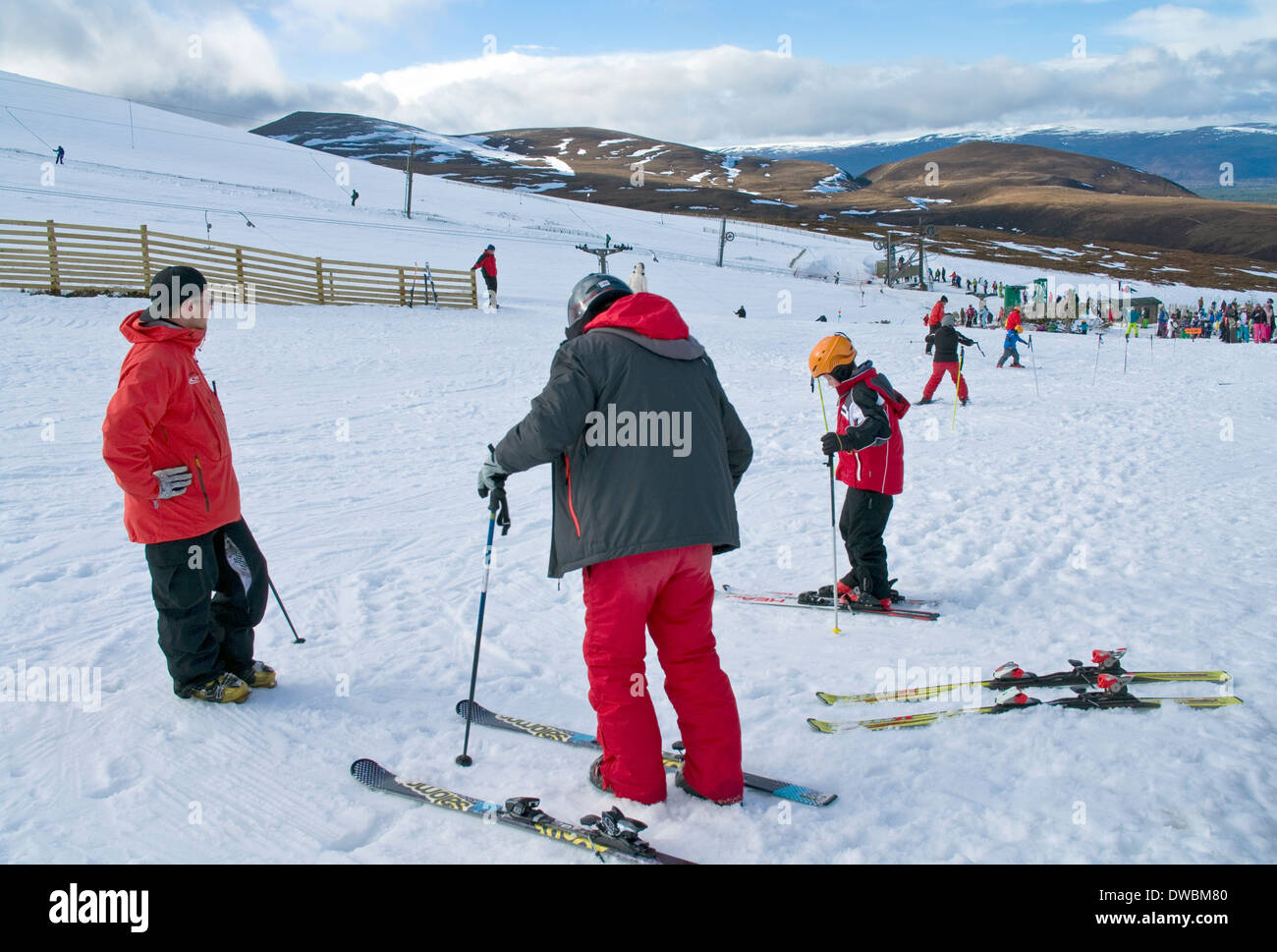 Nursery slope hires stock photography and images Alamy