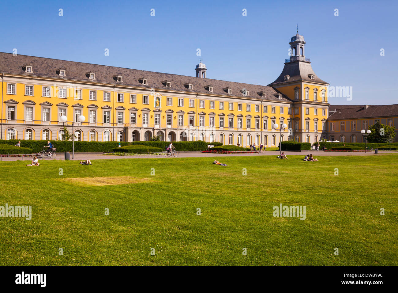 Germany, North Rhine-Westphalia, Bonn, view to university formerly palace Stock Photo