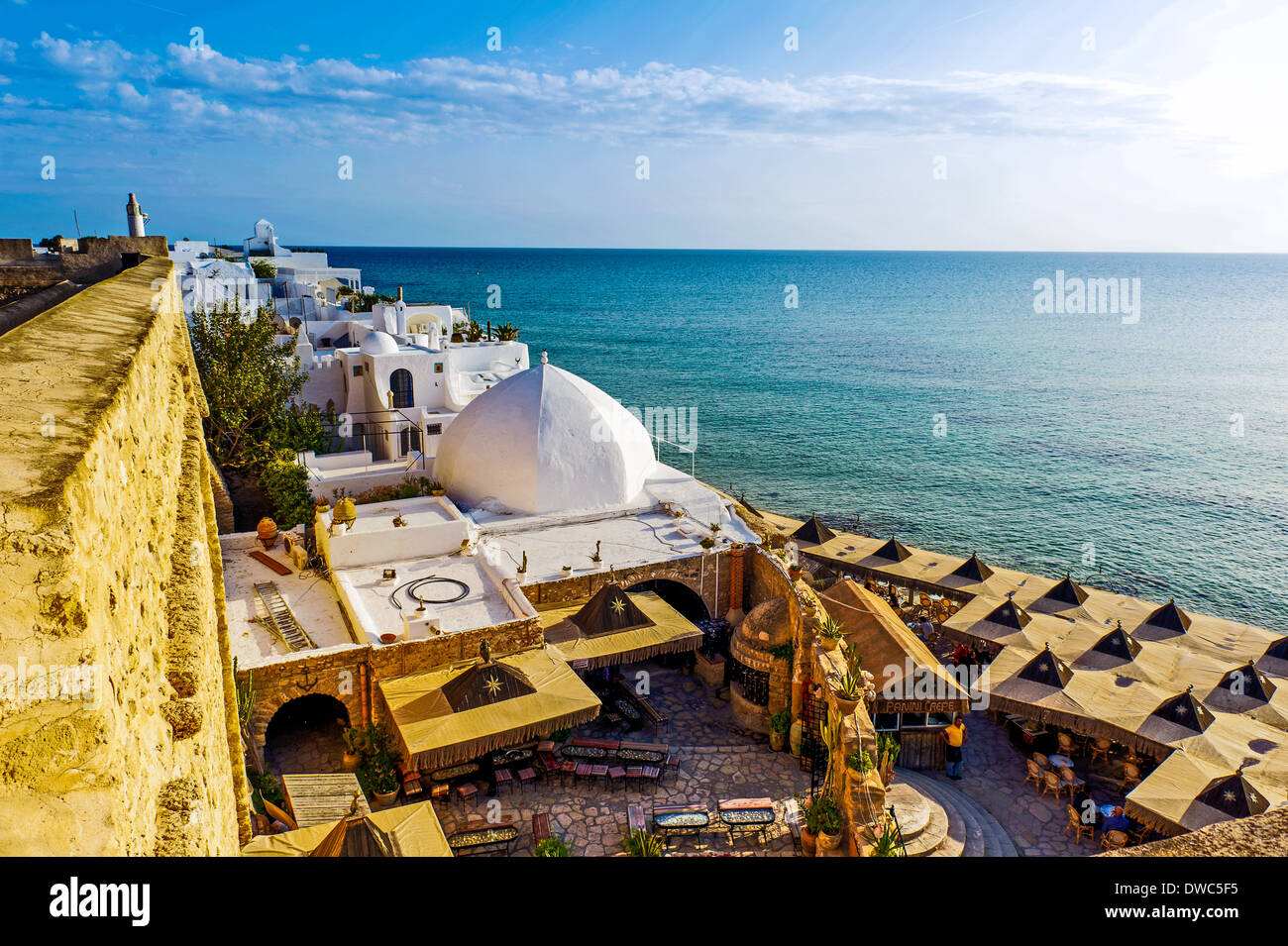 North Africa, Tunisia, CapE Bon, Hammamet. Typical white roofs of the Medina. Stock Photo