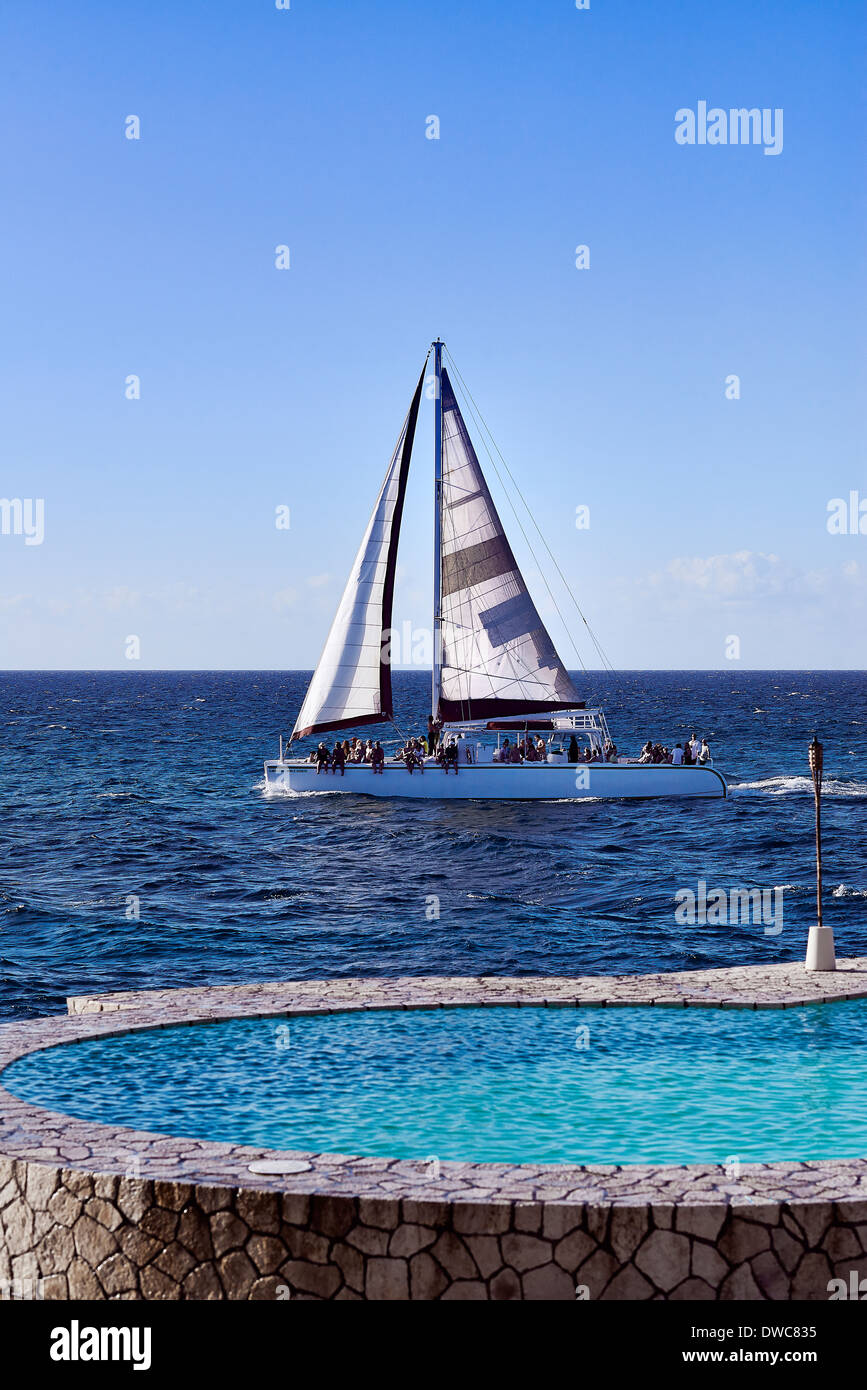 Tourist sightseeing catamaran excursion, Negril, Jamaica Stock Photo