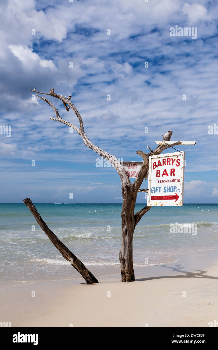 Driftwood sign for beach bar, Negril, Jamaica Stock Photo