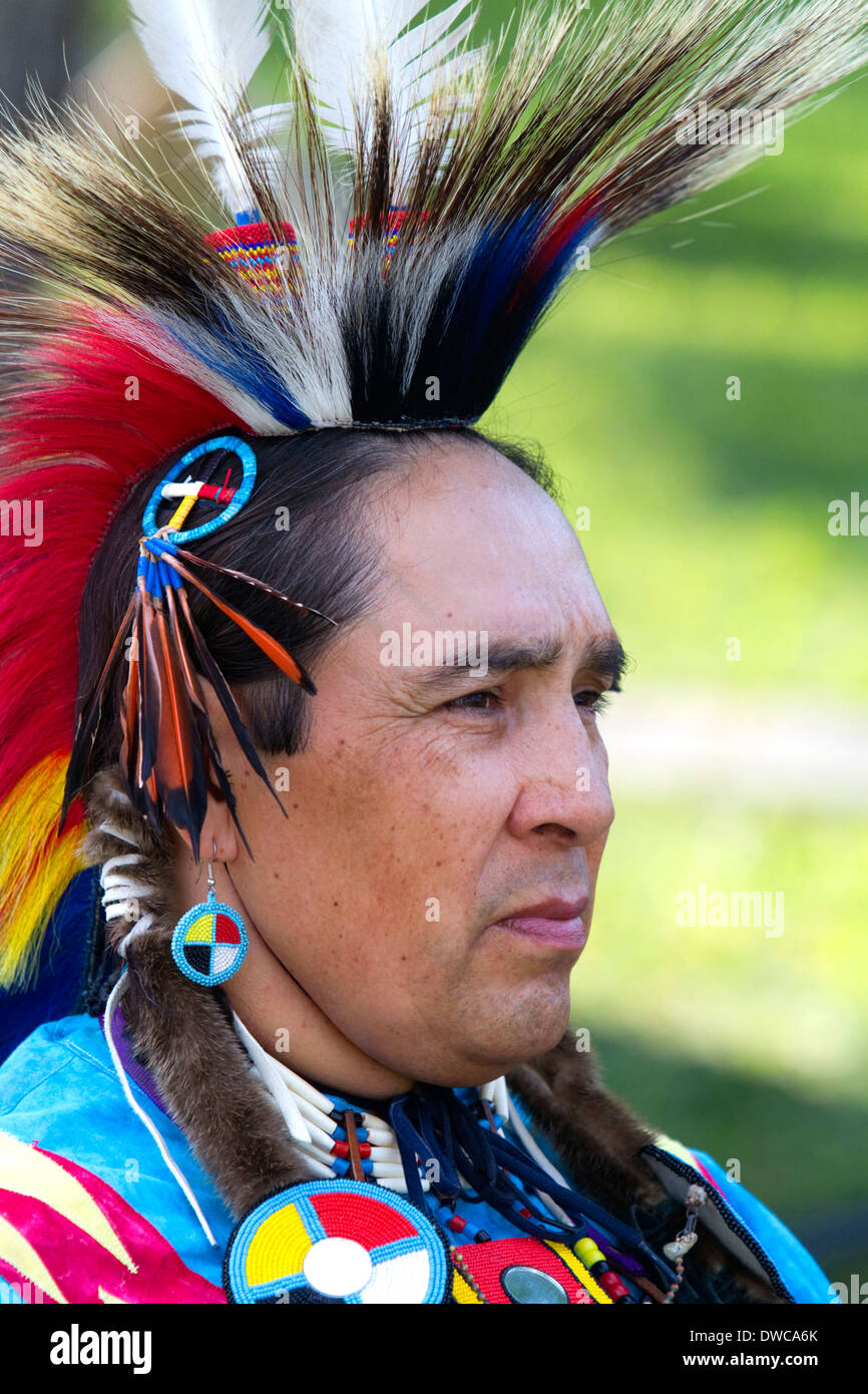 Blackfoot indian hi-res stock photography and images - Alamy