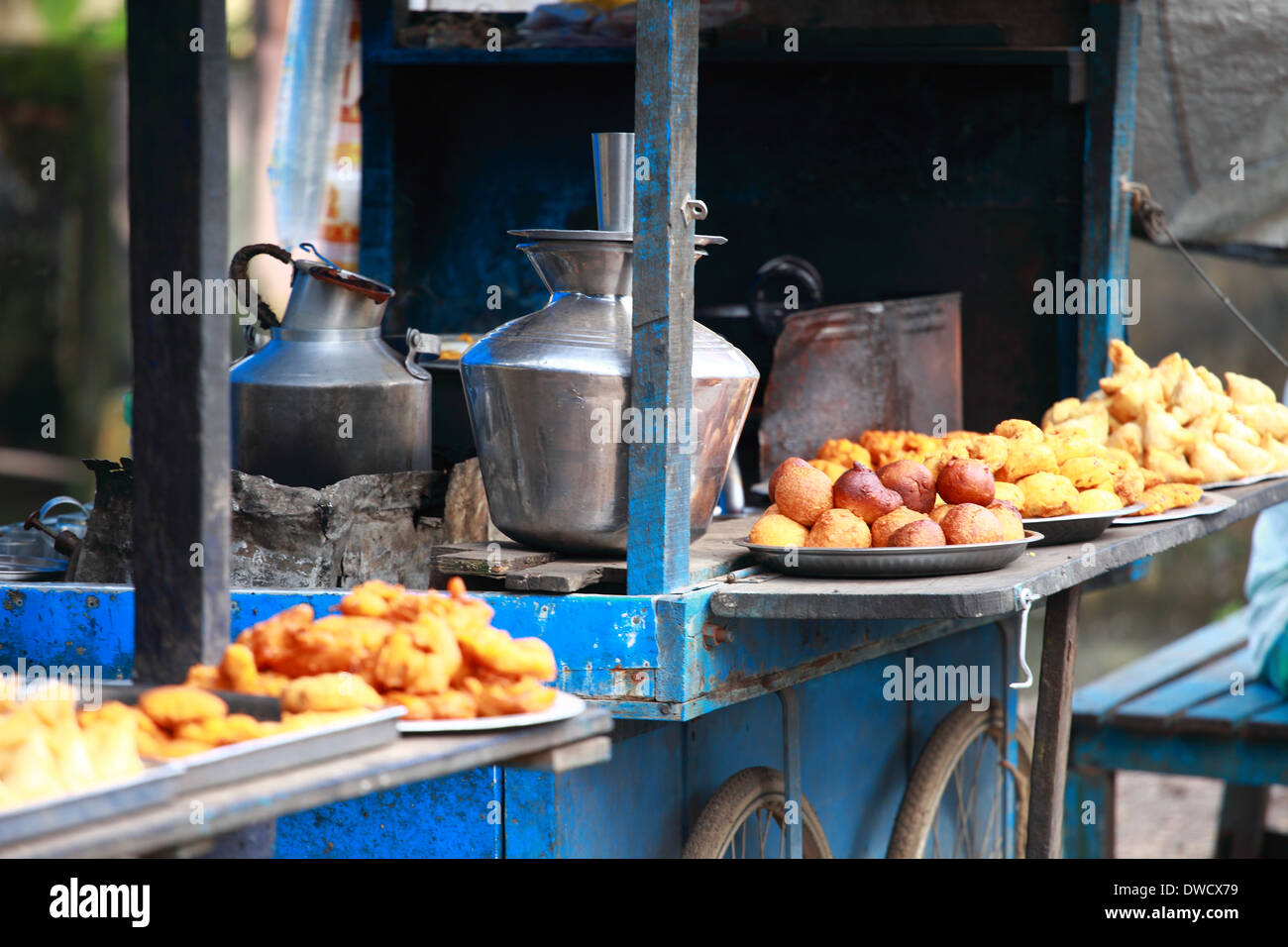 Traditional India food on the street Stock Photo - Alamy