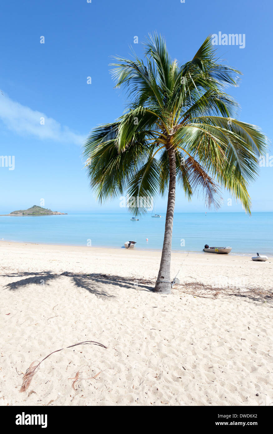North Queensland Beach Scene Dingo Beach Hideway Bay Stock Photo Alamy