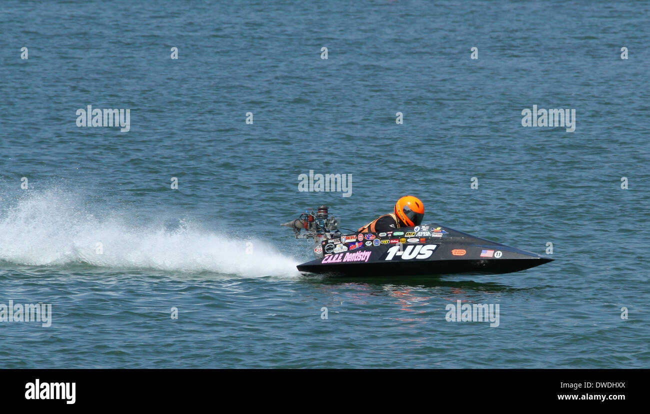 Power Boat Racing Stock Photo Alamy
