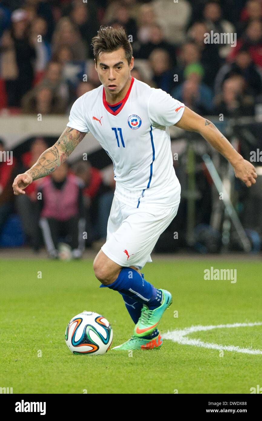 Stuttgart, Germany. 05th Mar, 2014. Chile's Eduardo Vargas kicks the ball during the international friendly match between Germany and Chile at Mercedes-Benz-Arena in Stuttgart, Germany, 05 March 2014. Photo: Sebastian Kahnert/dpa/Alamy Live News Stock Photo