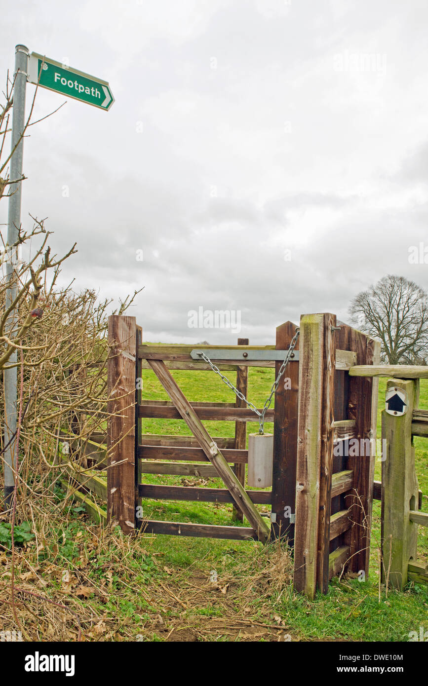 Entrance to Countryside Public Footpath Near the village of Harlstone Northamptonshire UK Stock Photo