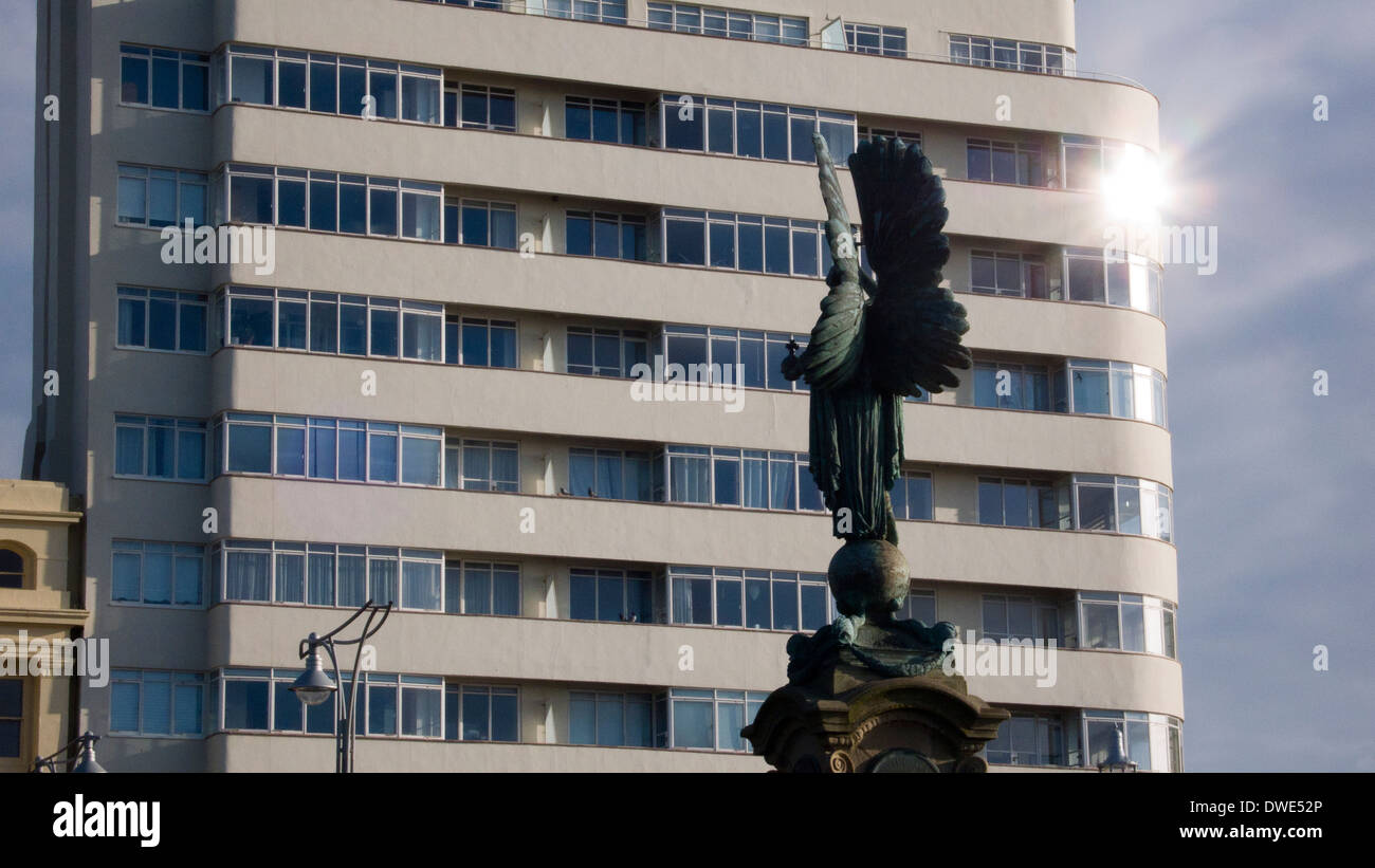Peace Statue, Brighton and Hove, rear view. Monument to Edward 7th, Embassy Court Stock Photo