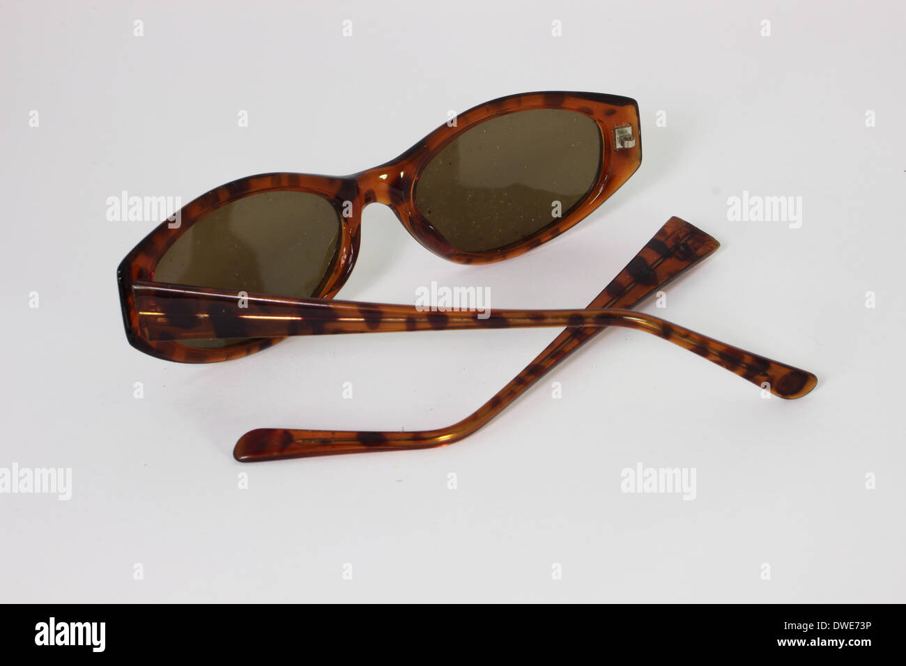 Broken sunglasses with frame apart - isolated Stock Photo - Alamy