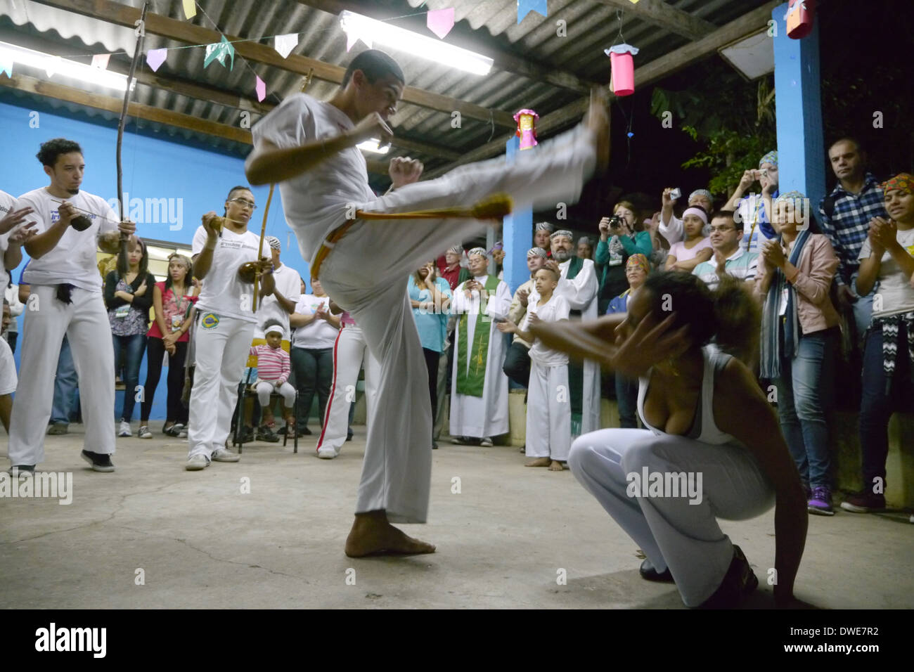 BRAZIL Practicing capoeira in Sao Paulo Stock Photo - Alamy