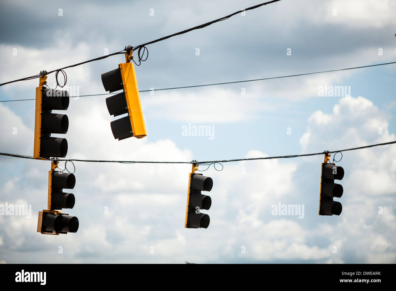tillykke Svin kinakål Traffic lights hanging at a downtown USA junction Stock Photo - Alamy