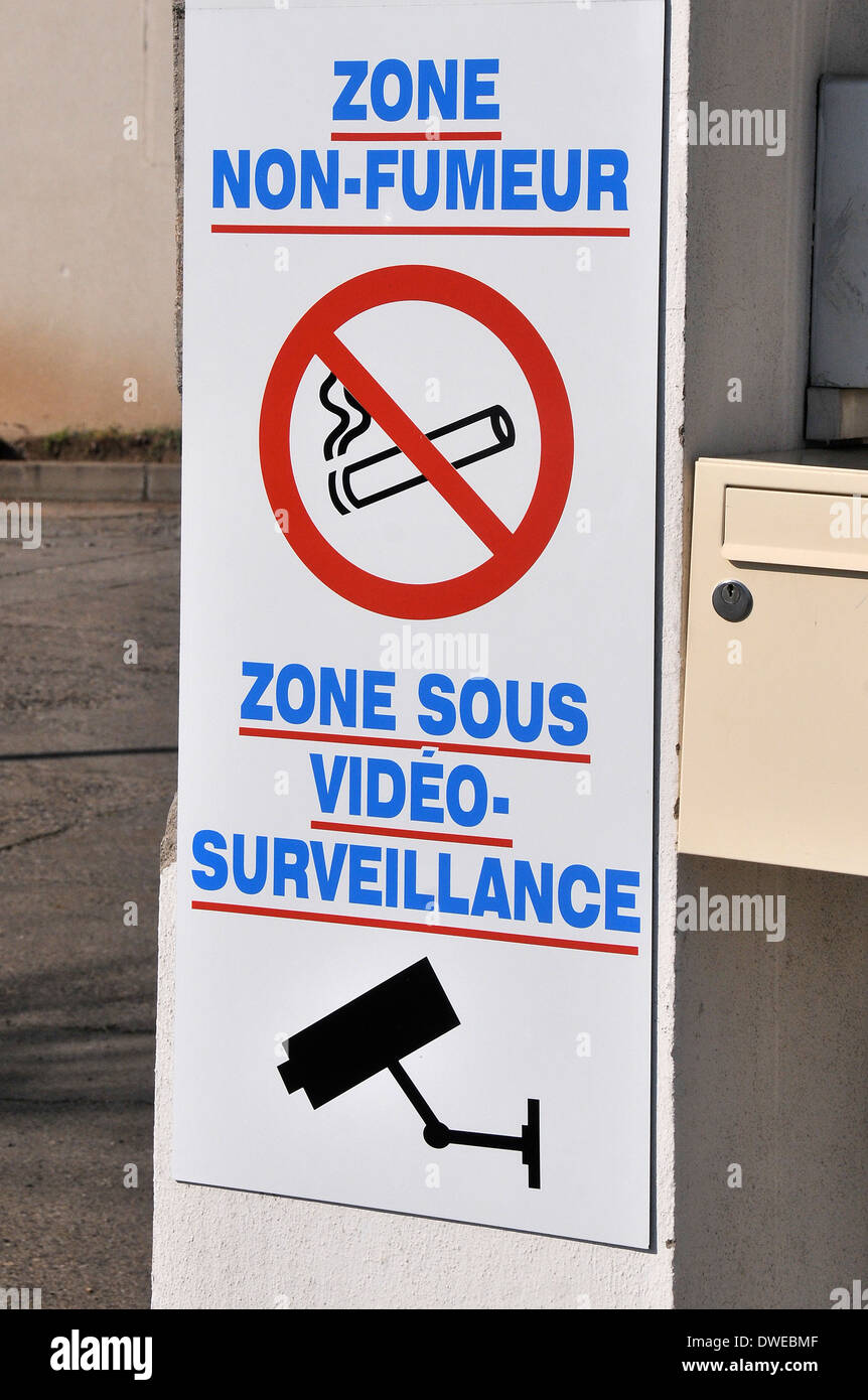 Exterior Smoking Zone High Resolution Stock Photography And Images Alamy