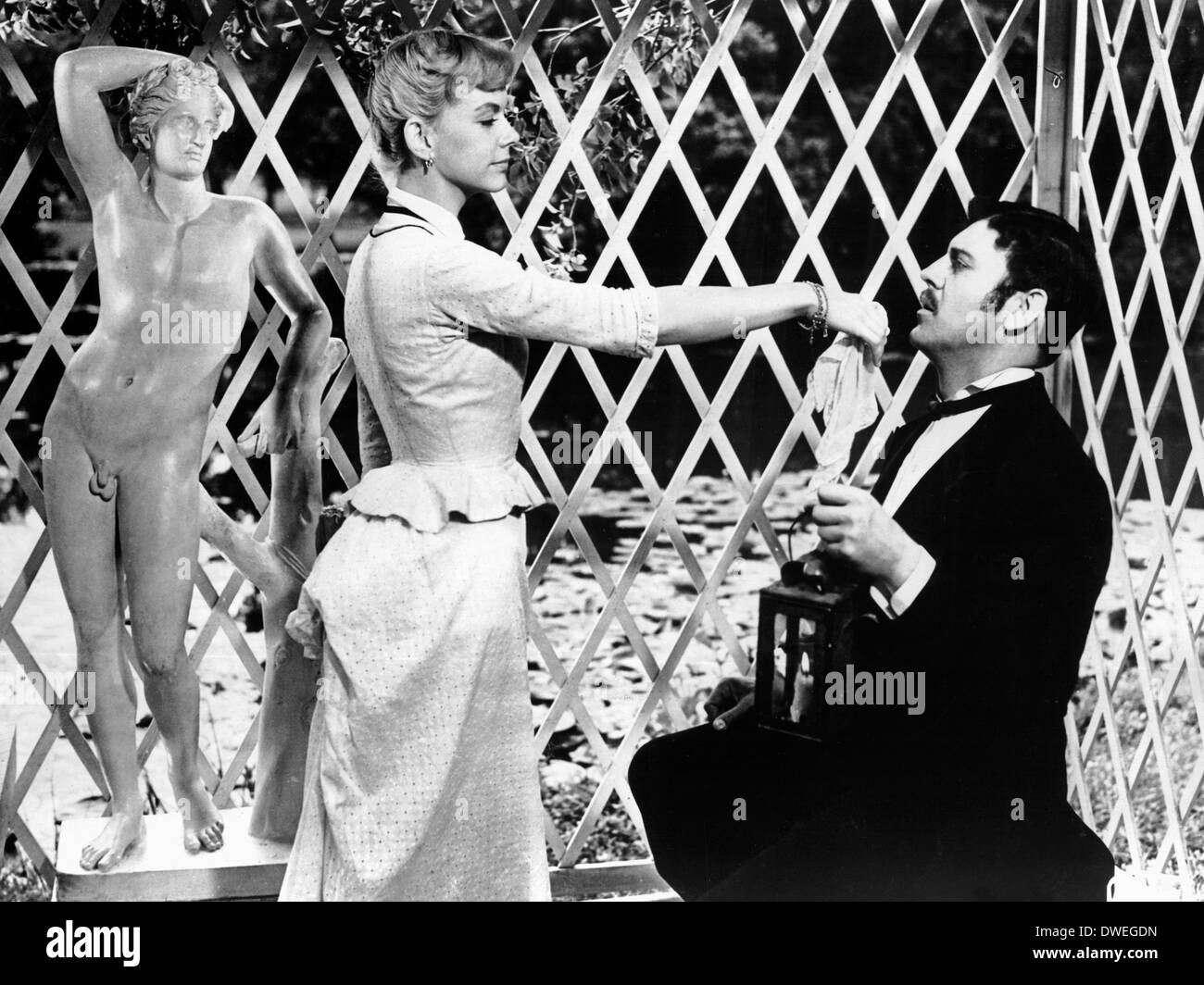 Anita Bjork and Ulf Palme, on-set of the Film, 'Miss Julie (Froken Julie)' directed by Alf Sjöberg, 1951 Stock Photo