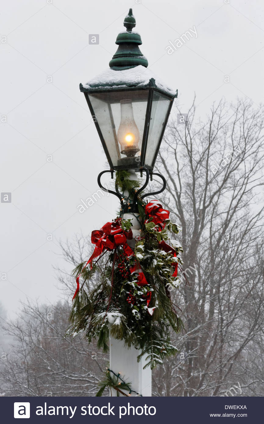Lamp Post At Christmas Time Woodstock Vermont Stock Photo