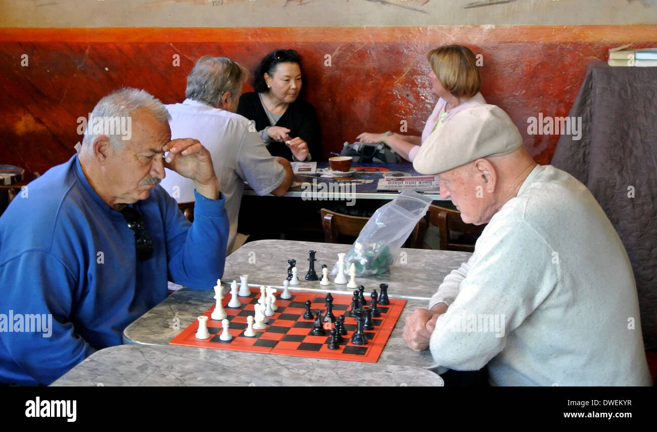 Playing chess at the beach hi-res stock photography and images - Alamy