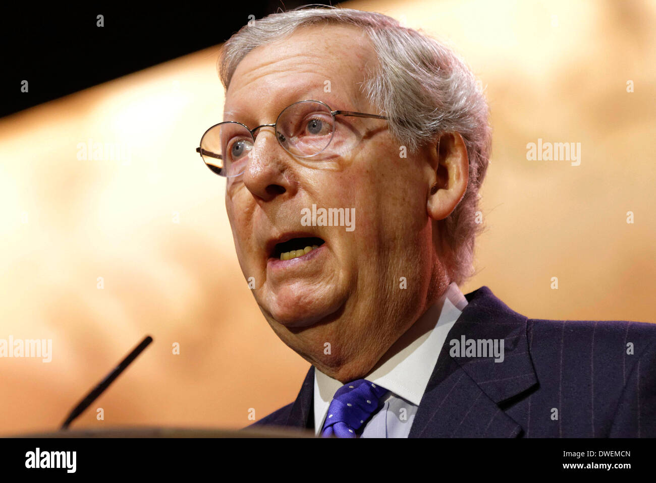 National Harbor, Maryland, USA. 6th March 2014. Republican senate minority leader Mitch McConnell of Kentucky speaks during an a Stock Photo