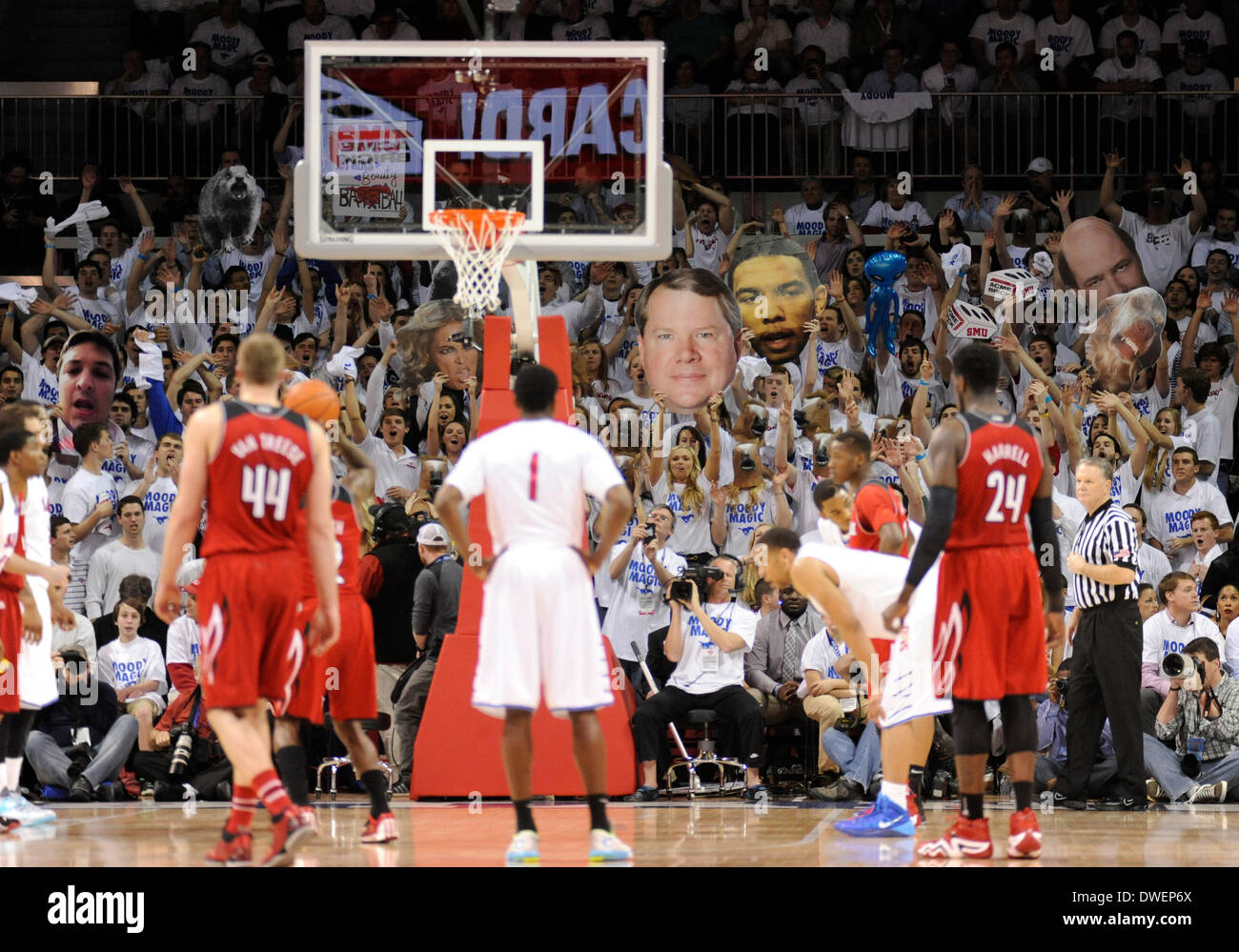Ncaa basketball 2014 dallas hires stock photography and images Alamy