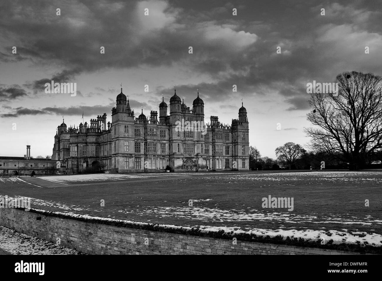 Sunset over Burghley House Elizabethan Stately Home on the border of Cambridgeshire and Lincolnshire, England, Britain, UK Stock Photo