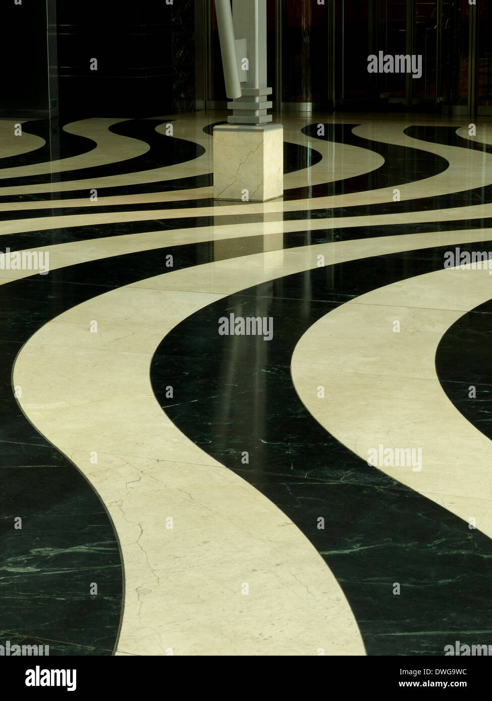 Curvy black and white striped floor in Obika Atrium in Canary Wharf Stock Photo Alamy