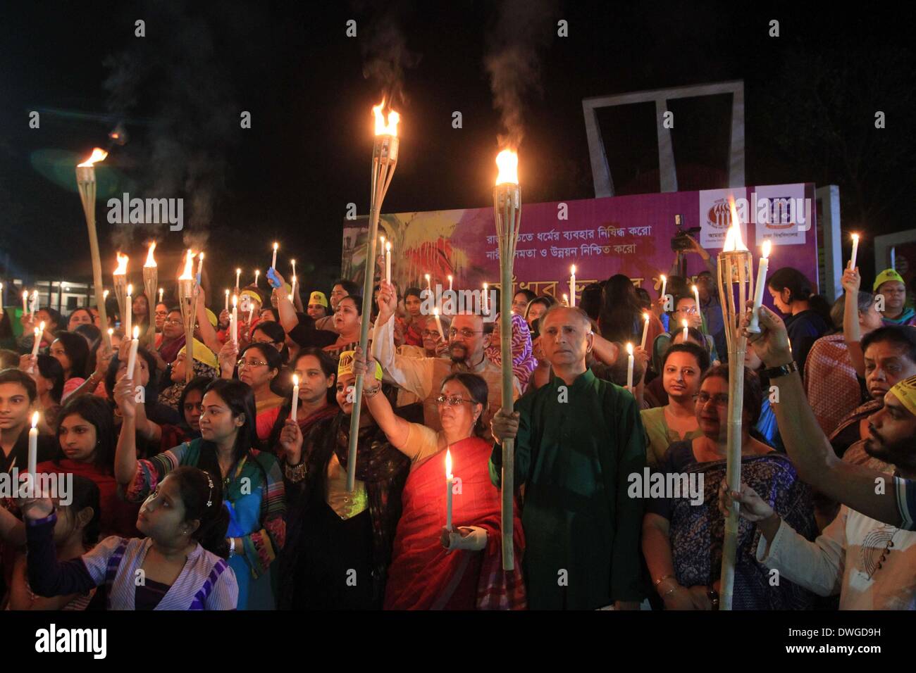 2014 Candlelight Vigil High Resolution Stock Photography And Images Alamy
